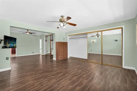 4560 Prairie Avenue Miami Beach FL 33140