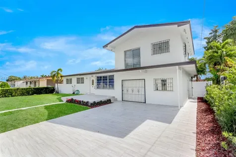 980 W 45th Place Hialeah FL 33012