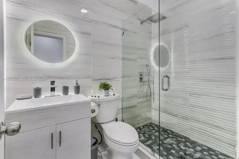 980 W 45th Place Hialeah FL 33012