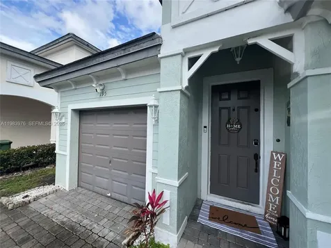 195 NE 36th Terrace Homestead FL 33033