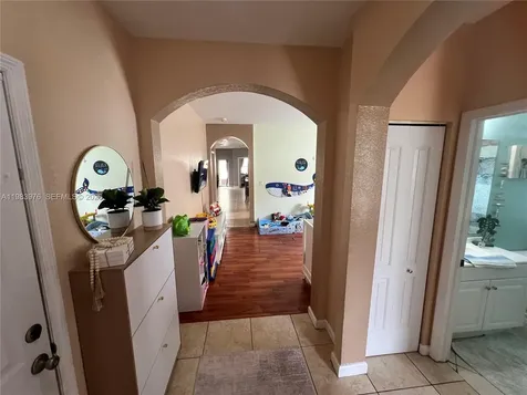 195 NE 36th Terrace Homestead FL 33033
