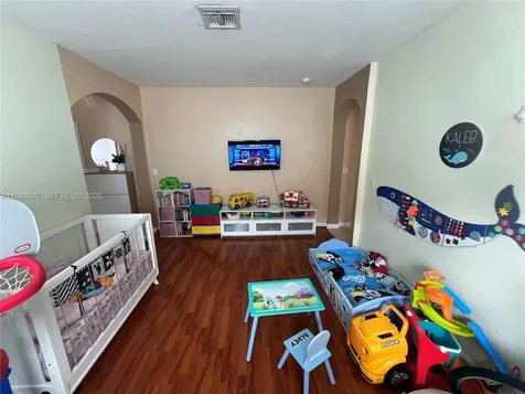 195 NE 36th Terrace Homestead FL 33033