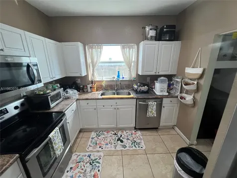 195 NE 36th Terrace Homestead FL 33033