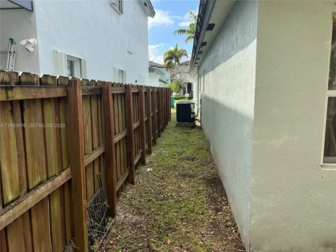 195 NE 36th Terrace Homestead FL 33033