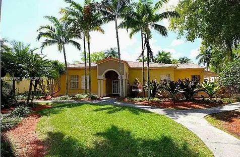 4751 NW 9th Drive Plantation FL 33317