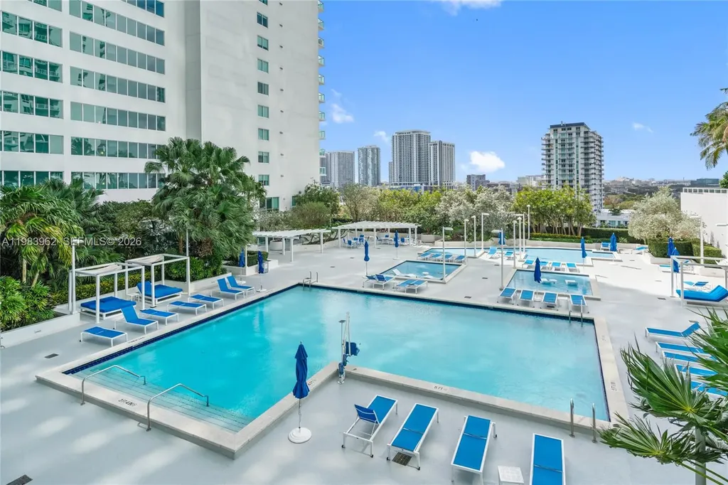 1800 N Bayshore Drive Miami FL 33132