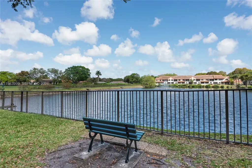 3212 Arbor Lane Hollywood FL 33021