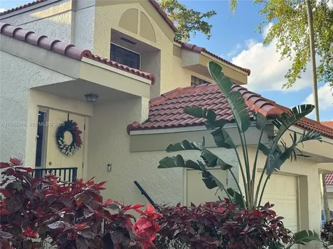 3212 Arbor Lane Hollywood FL 33021