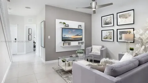 2673 SE 25 Road Homestead FL 33035