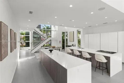 2217 NE 17th Terrace Wilton Manors FL 33305