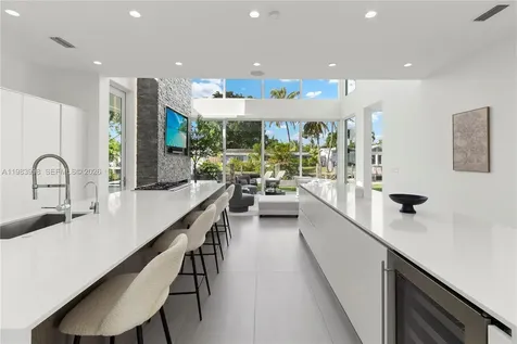 2217 NE 17th Terrace Wilton Manors FL 33305