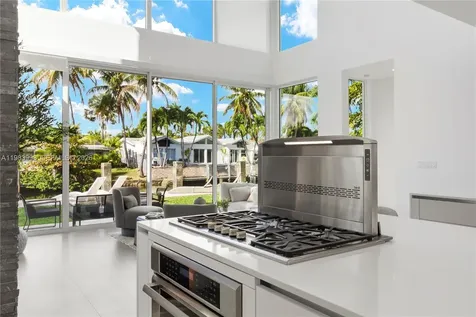 2217 NE 17th Terrace Wilton Manors FL 33305