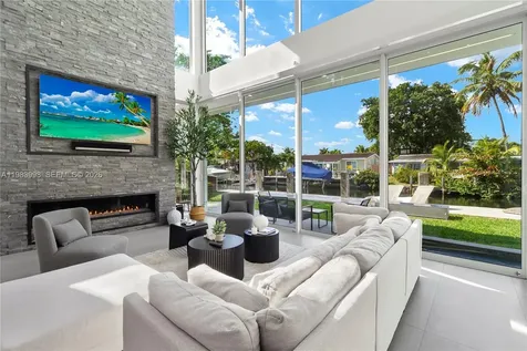 2217 NE 17th Terrace Wilton Manors FL 33305