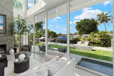 2217 NE 17th Terrace Wilton Manors FL 33305