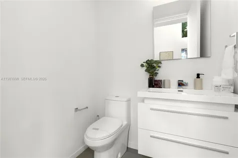 2217 NE 17th Terrace Wilton Manors FL 33305