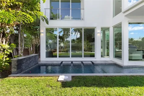 2217 NE 17th Terrace Wilton Manors FL 33305