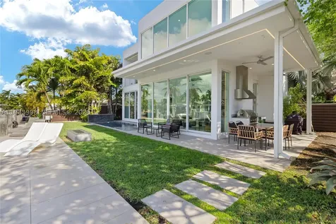 2217 NE 17th Terrace Wilton Manors FL 33305