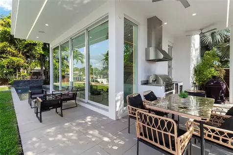 2217 NE 17th Terrace Wilton Manors FL 33305
