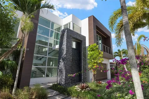 2217 NE 17th Terrace Wilton Manors FL 33305