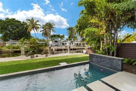 2217 NE 17th Terrace Wilton Manors FL 33305