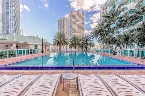 41 SE 5th Street Miami FL 33131