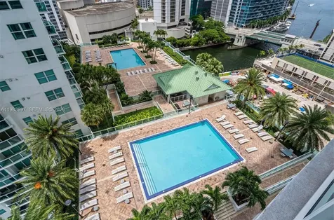 41 SE 5th Street Miami FL 33131