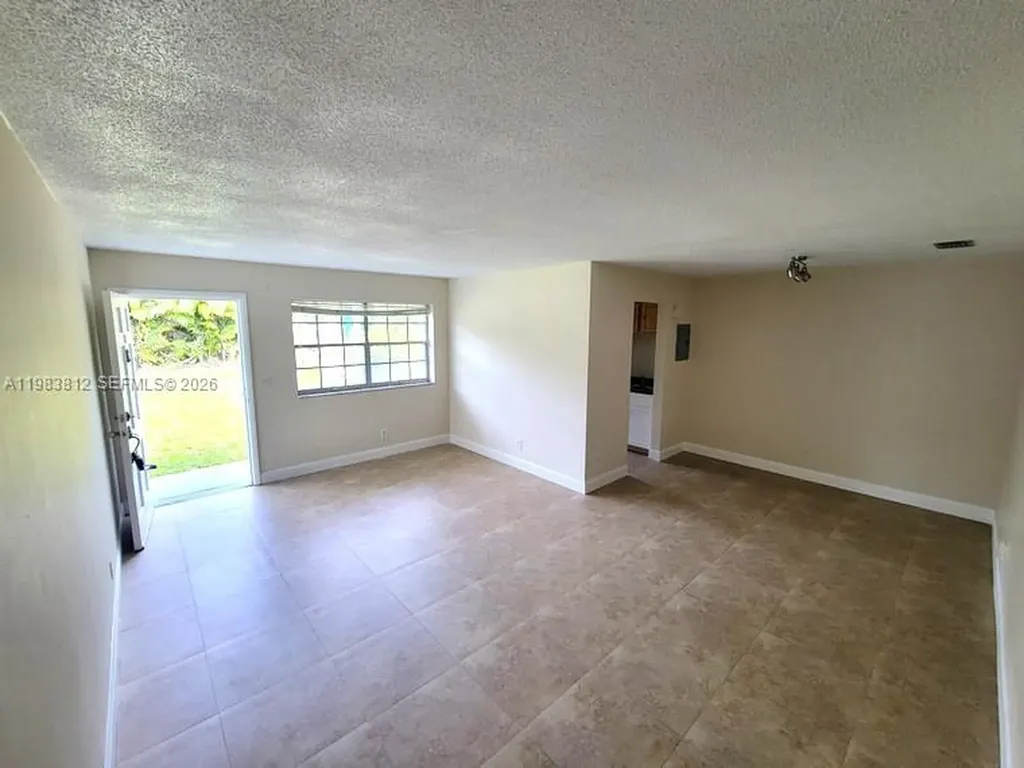 1431 S 14th Avenue Hollywood FL 33020