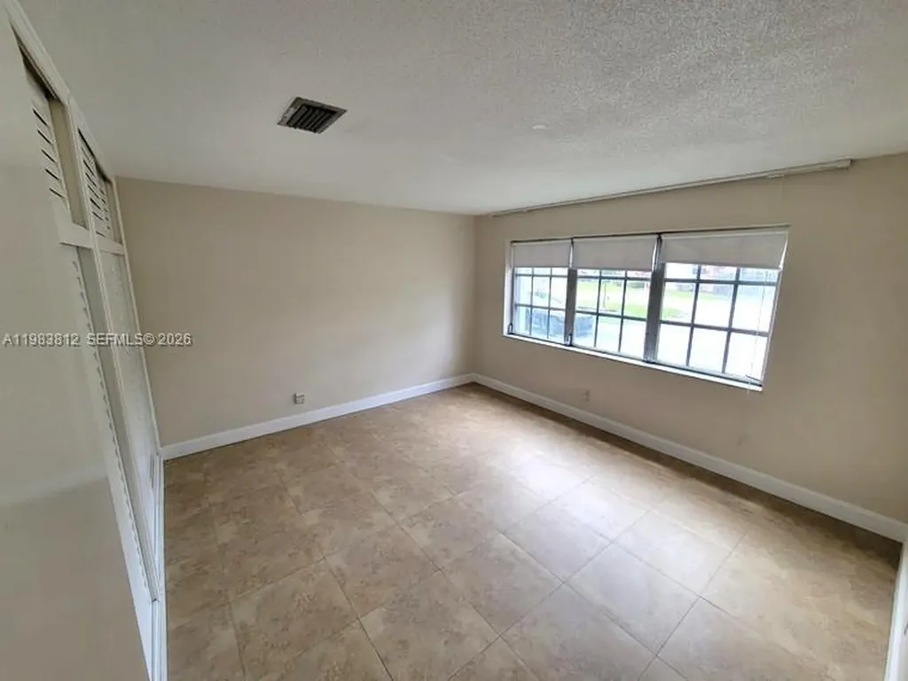 1431 S 14th Avenue Hollywood FL 33020