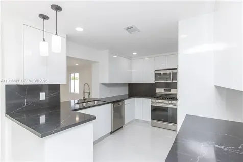 6610 Cody Street Hollywood FL 33024