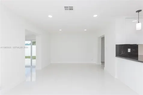 6610 Cody Street Hollywood FL 33024