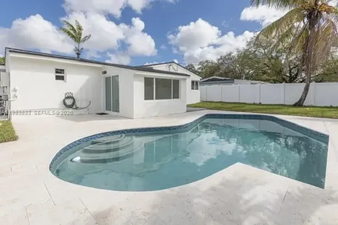 6610 Cody Street Hollywood FL 33024