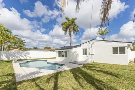 6610 Cody Street Hollywood FL 33024