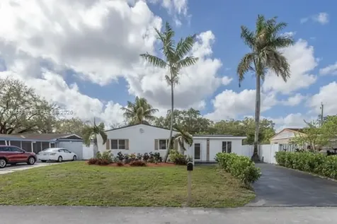 6610 Cody Street Hollywood FL 33024