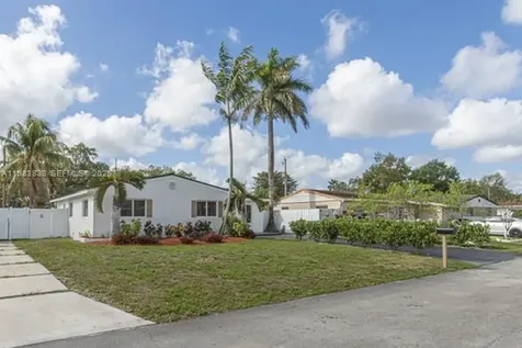 6610 Cody Street Hollywood FL 33024