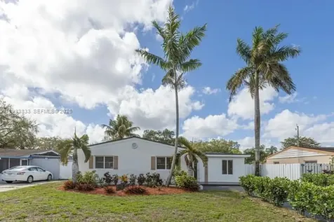 6610 Cody Street Hollywood FL 33024