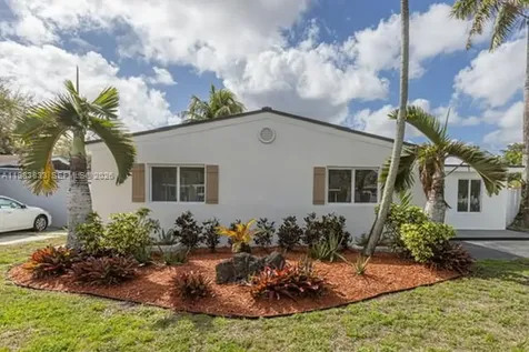 6610 Cody Street Hollywood FL 33024