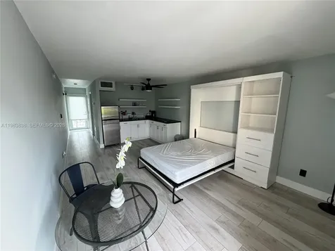 1615 West Avenue Miami Beach FL 33139