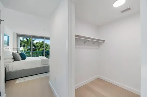 9221 E Bay Harbor Drive Bay Harbor Islands FL 33154