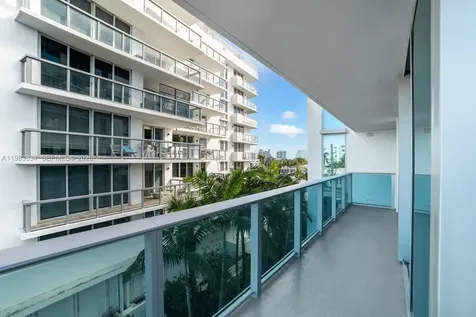 9221 E Bay Harbor Drive Bay Harbor Islands FL 33154
