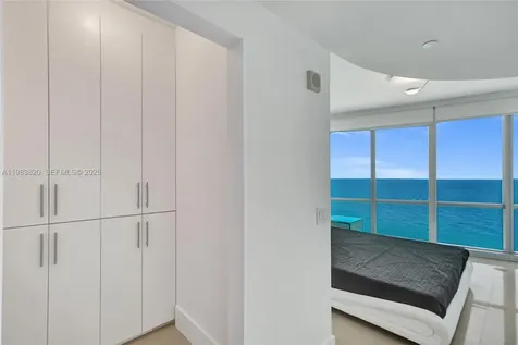 17121 Collins Avenue Sunny Isles Beach FL 33160