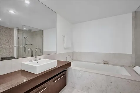 17121 Collins Avenue Sunny Isles Beach FL 33160