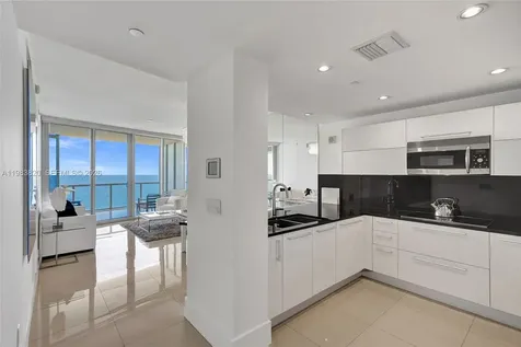 17121 Collins Avenue Sunny Isles Beach FL 33160