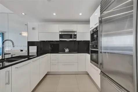 17121 Collins Avenue Sunny Isles Beach FL 33160