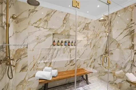 1625 Daytonia Road Miami Beach FL 33141