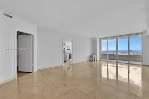 848 Brickell Key Drive Miami FL 33131
