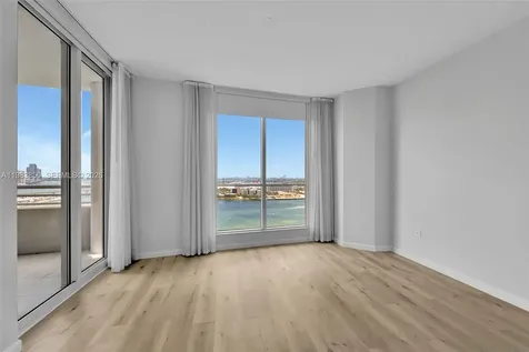 848 Brickell Key Drive Miami FL 33131