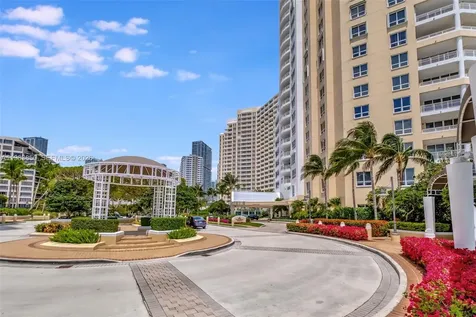 848 Brickell Key Drive Miami FL 33131