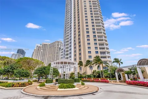 848 Brickell Key Drive Miami FL 33131
