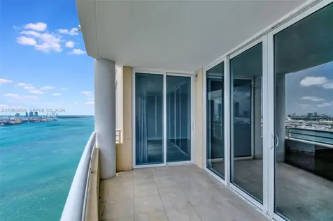 848 Brickell Key Drive Miami FL 33131