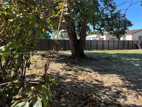 4420 SW 3rd Street Miami FL 33134
